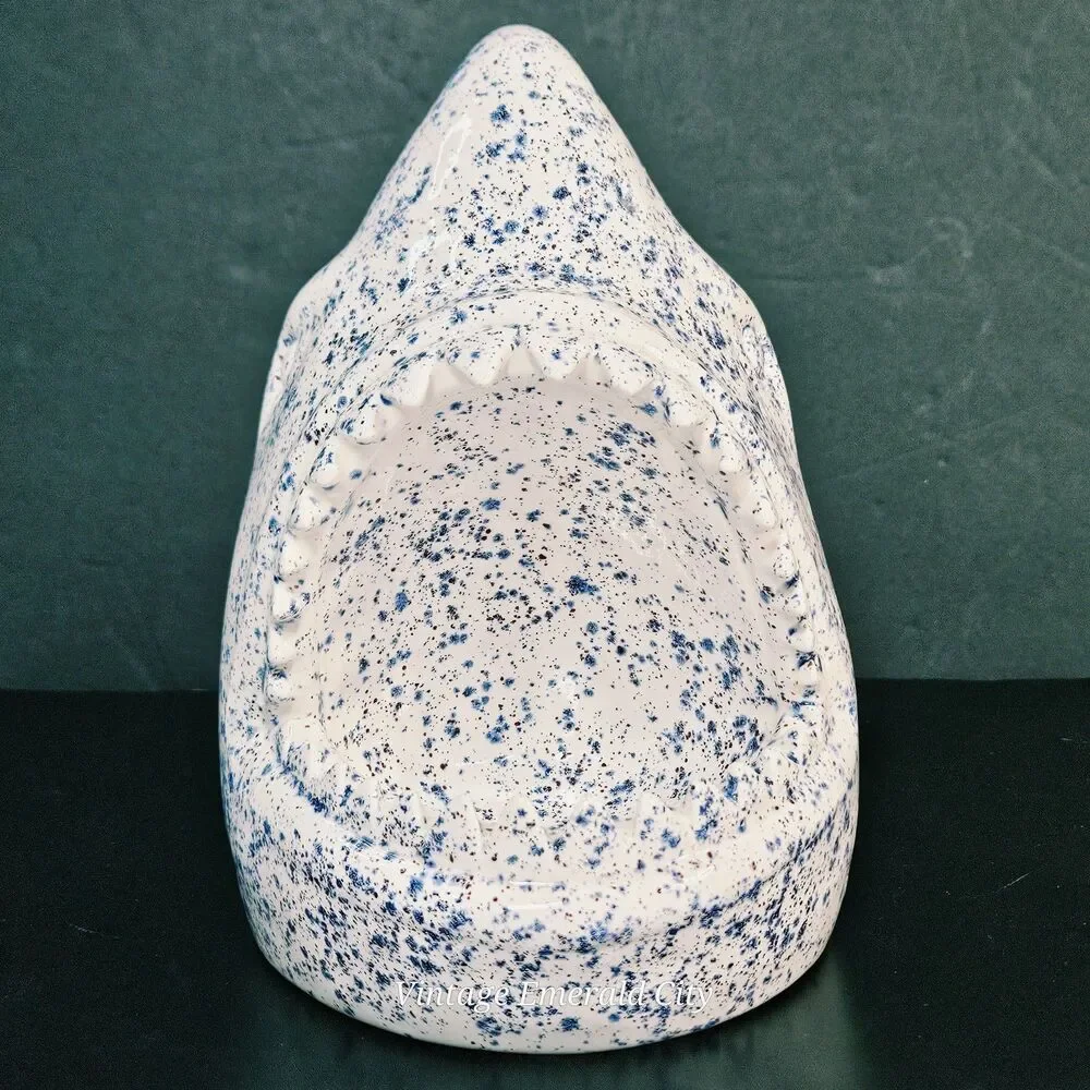 White Shark Blue Speckled Ceramic Catch All Candy Trinket Dish Bowl Ashtray 3D